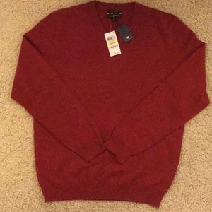 New With tags Men’s cashmere pullover sweater